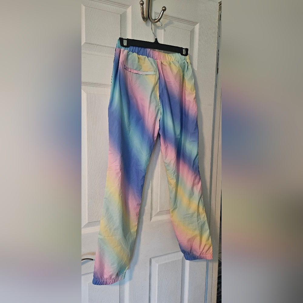 Colorful Tie-Dye Windbreakers - Picture 2 of 3